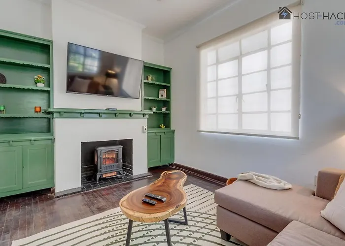 Refurbished Mansion With Garden & Patio In Lomas - Monte Blanco