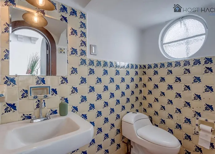 Refurbished Mansion With Garden & Patio In Lomas - Monte Blanco Villa