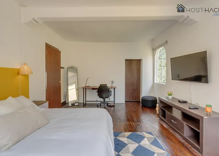 Villa Refurbished Mansion With Garden & Patio In Lomas - Monte Blanco Città del Messico