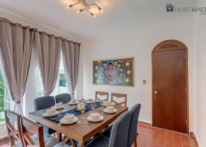 Refurbished Mansion With Garden & Patio In Lomas - Monte Blanco Villa