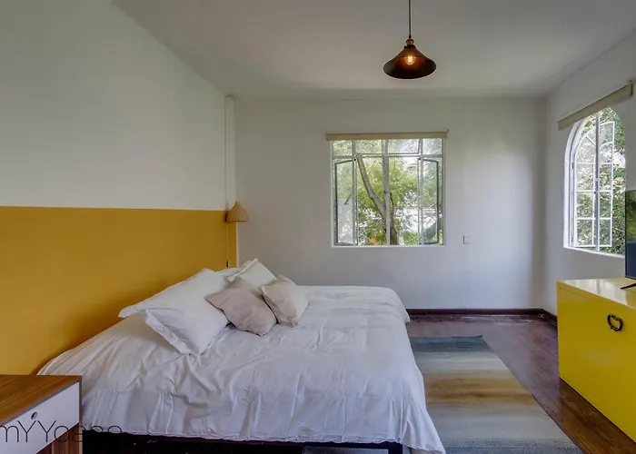 Villa Refurbished Mansion With Garden & Patio In Lomas - Monte Blanco