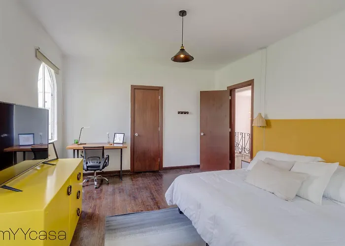 Villa Refurbished Mansion With Garden & Patio In Lomas - Monte Blanco Città del Messico