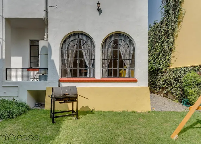 Refurbished Mansion With Garden & Patio In Lomas - Monte Blanco *